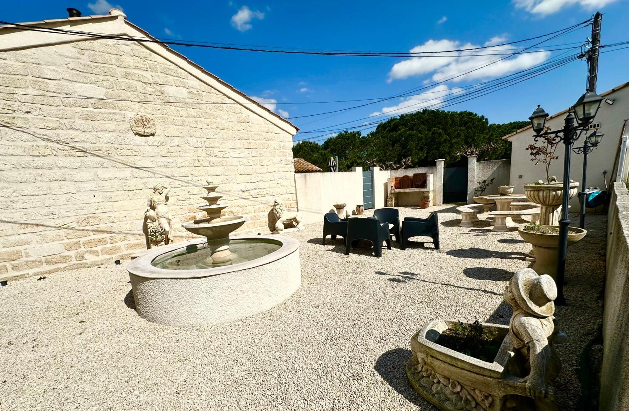 Les Appartements Du Mas - Rose Marie Aigues-Mortes Exterior foto
